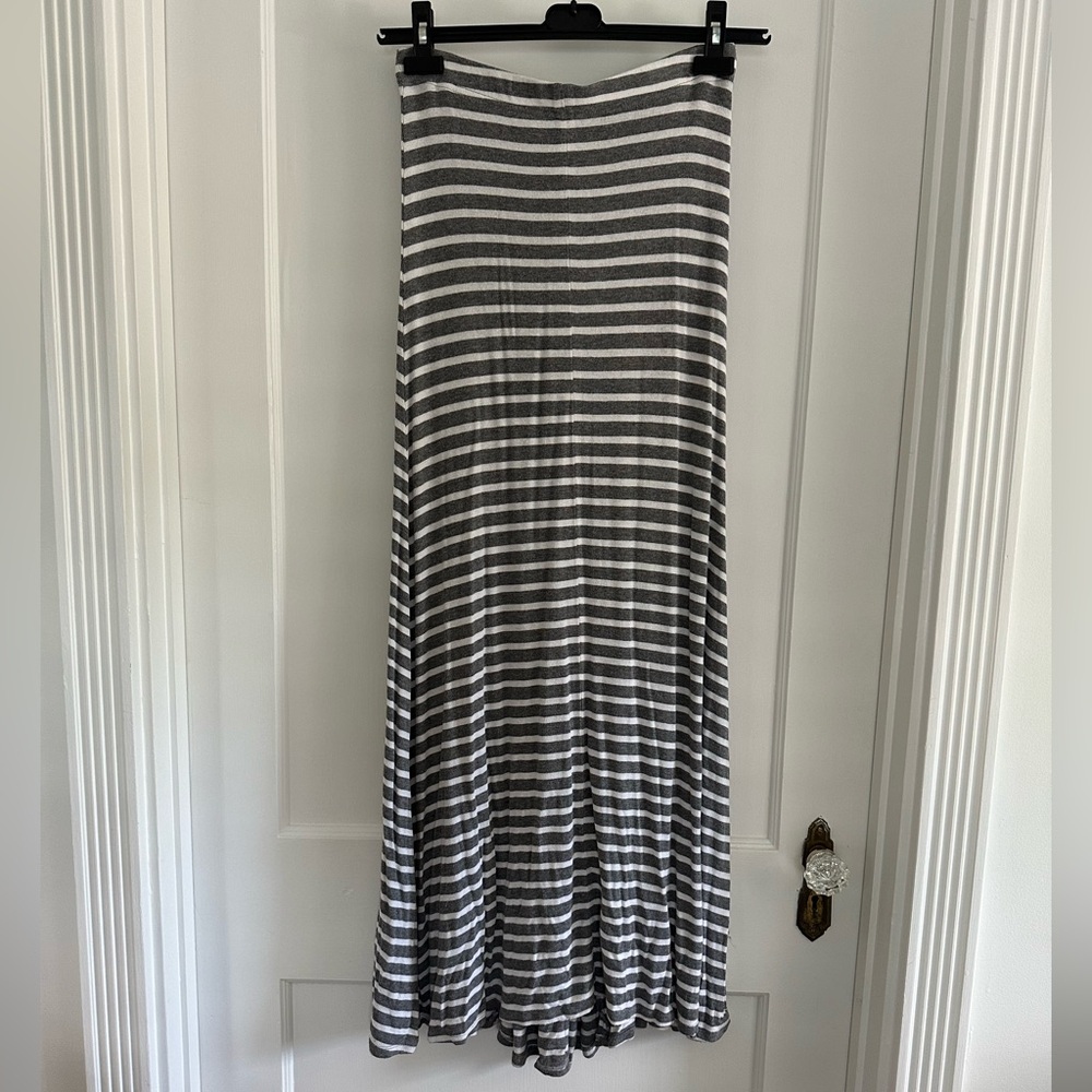 BCBGMaxAzria Gray and White Striped Maxi Skirt